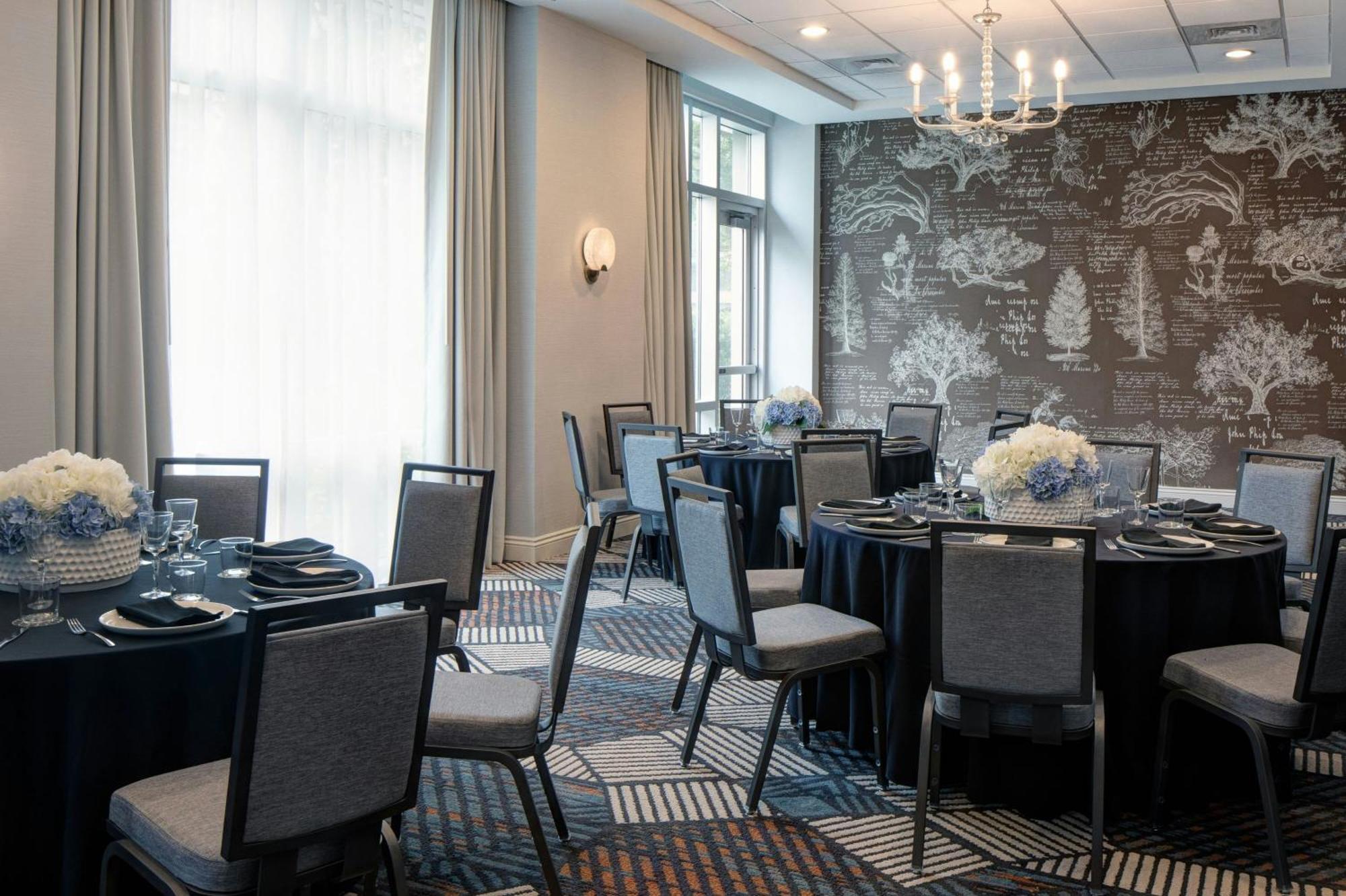 Hotel Tonnelle New Orleans, A Tribute Portfolio Hotel Екстериор снимка